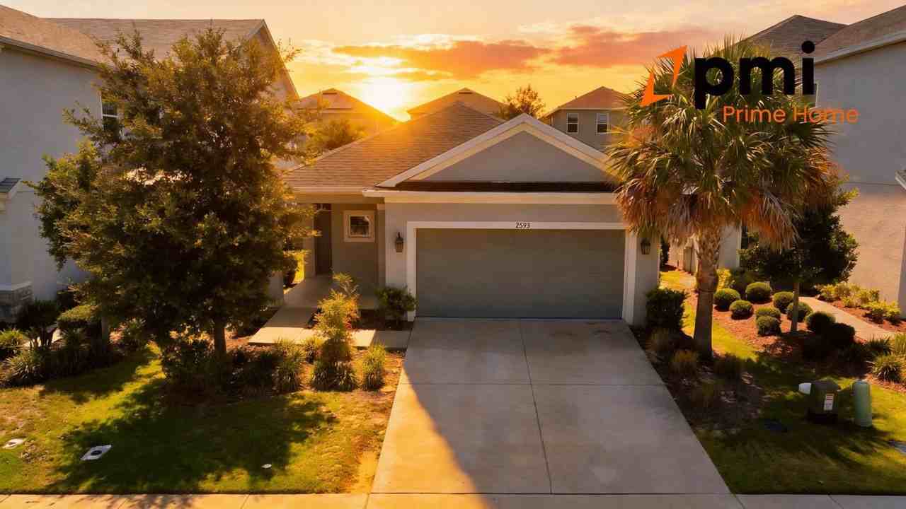 2593 Pinnacle Ln - Photo 2 of 34