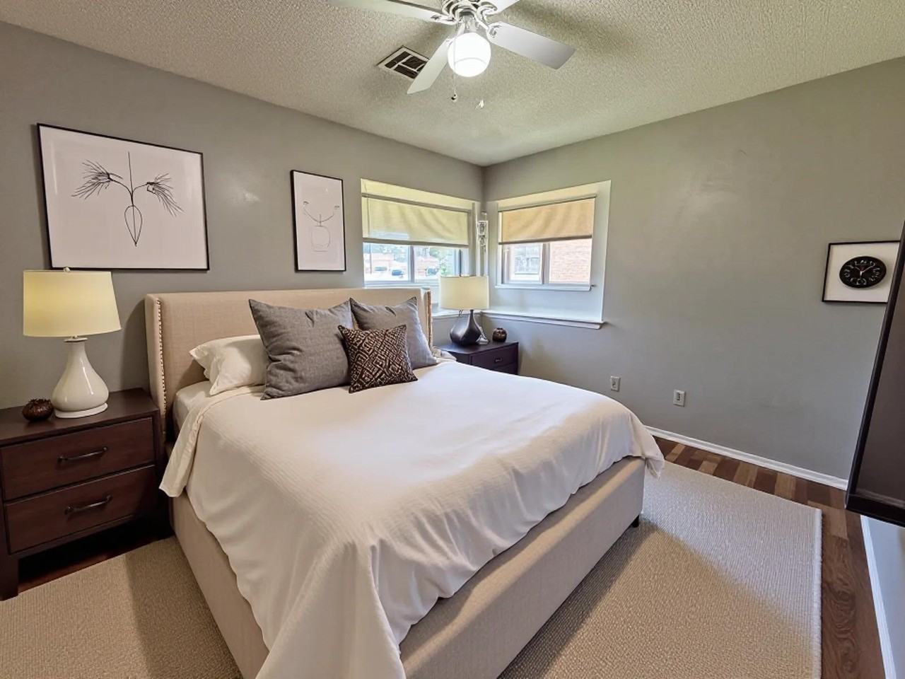 3216 Dentwood Ter - Photo 3 of 15
