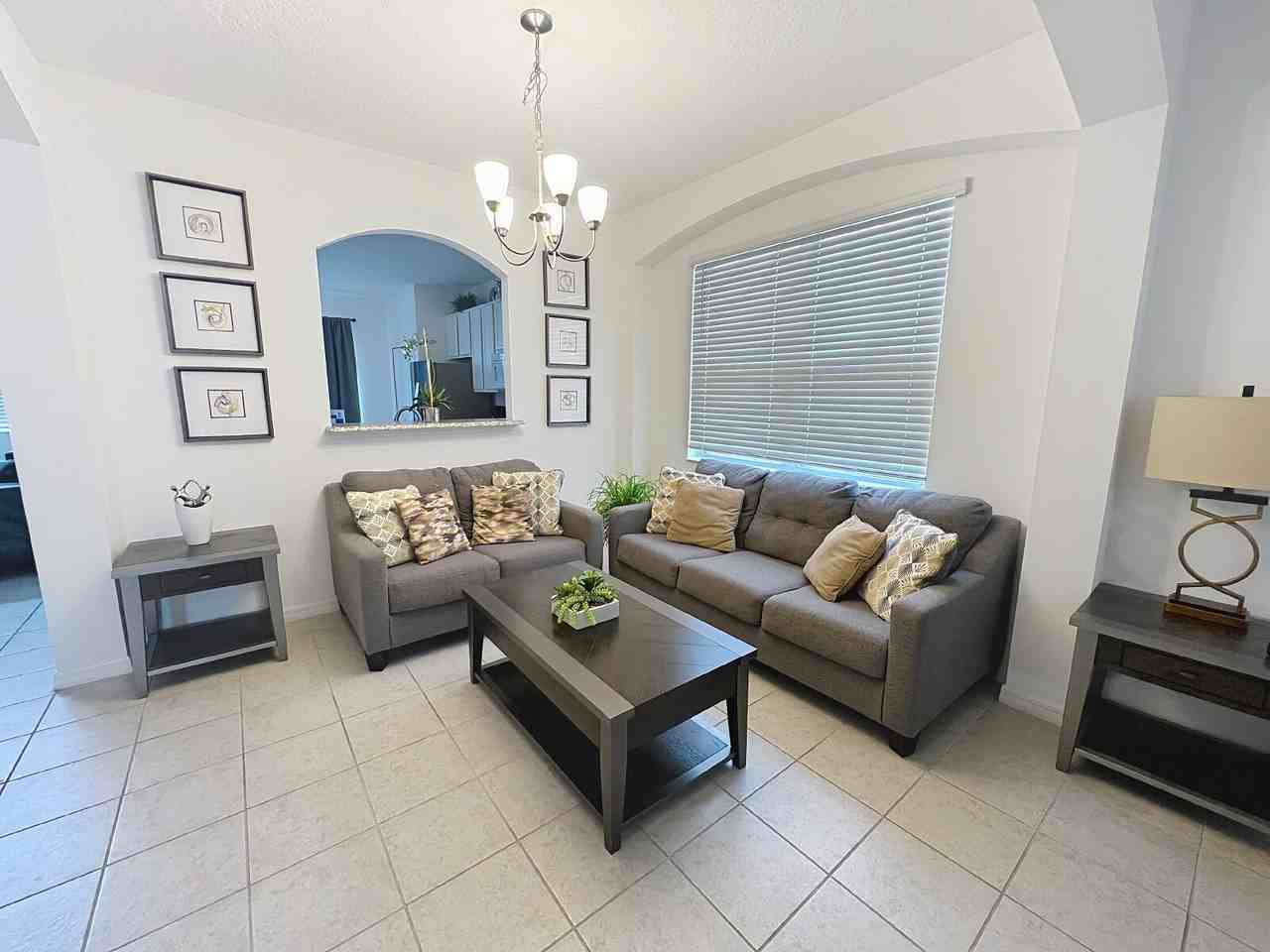 2118 Crofton Ave - Photo 4 of 33