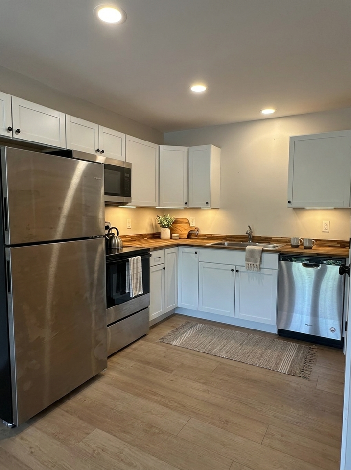2980 Sevier Ave #E1 - Photo 5 of 18