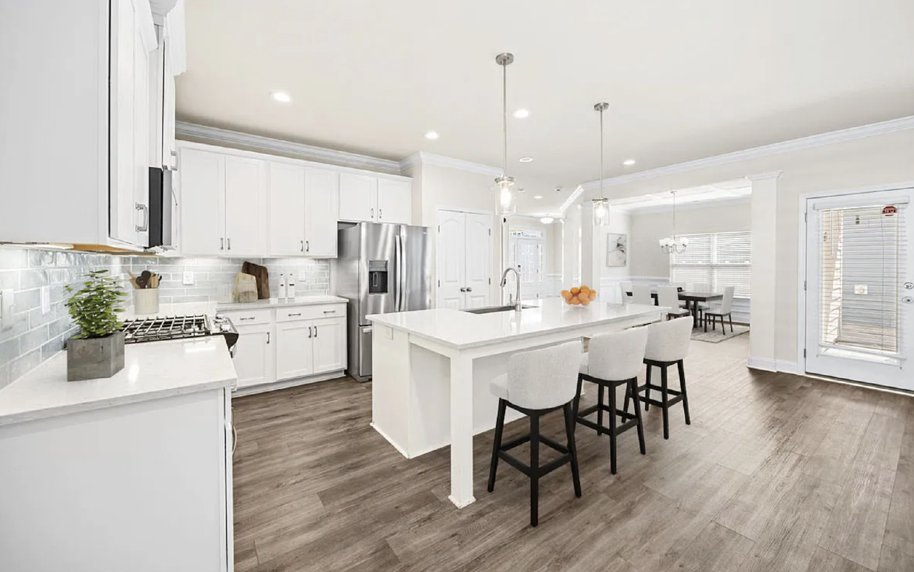 212 Thunder Forest Ln - Photo 4 of 16