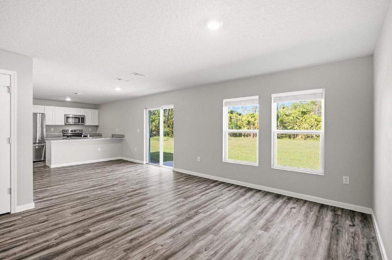 64 Foxhall Ln - Photo 3 of 50