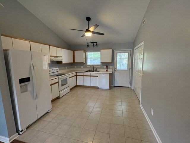 4134 Bridge Ct #B - Photo 4 of 10