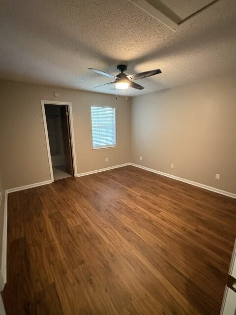 4134 Bridge Ct #B - Photo 6 of 10