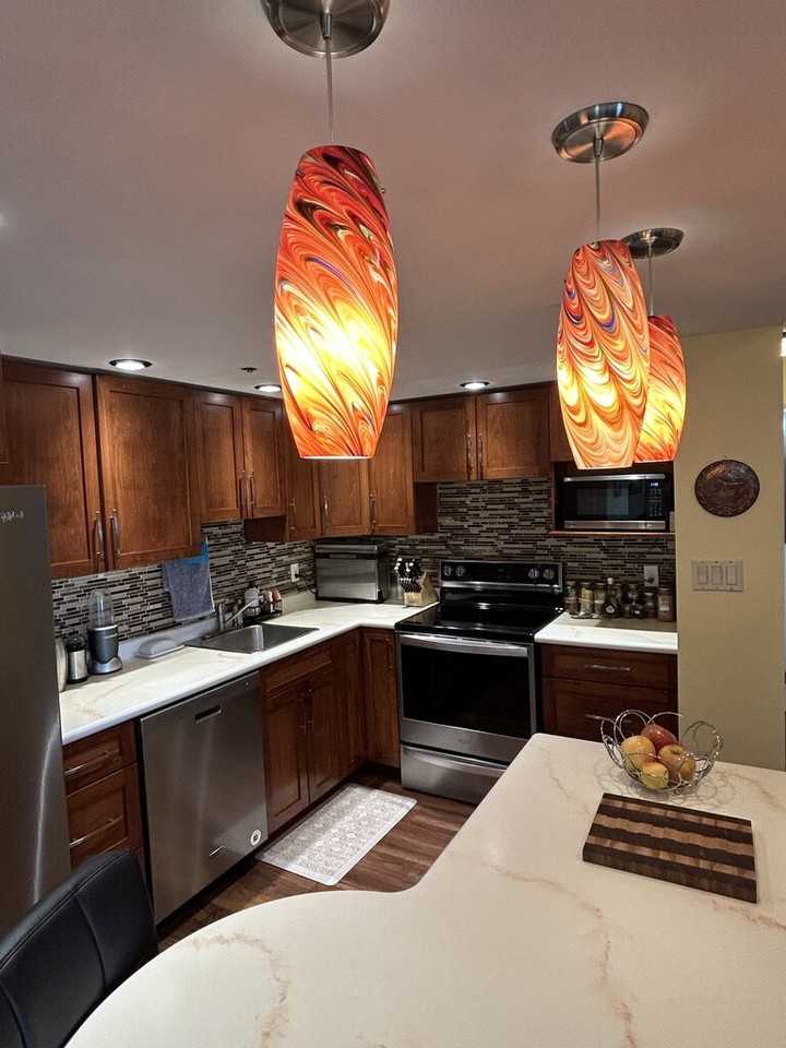 311 6th Ave N - Photo 5 of 35