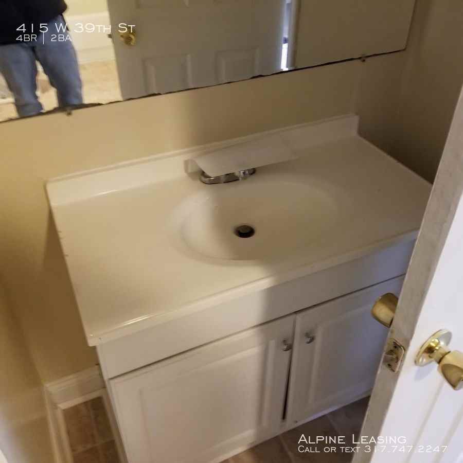 415 W 39th St - Photo 7 of 10