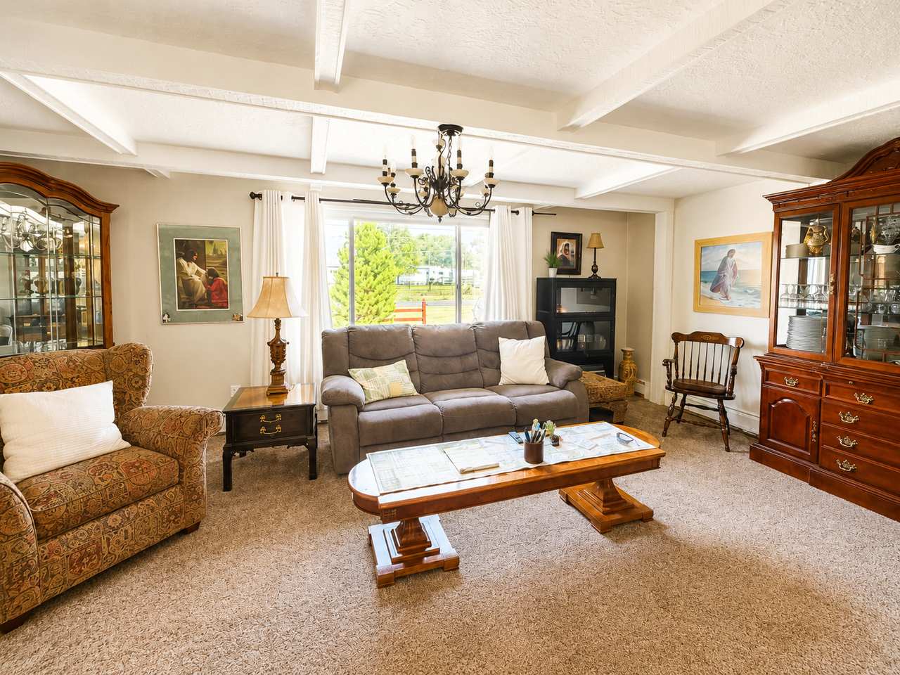 625 N Main St - Photo 7 of 43