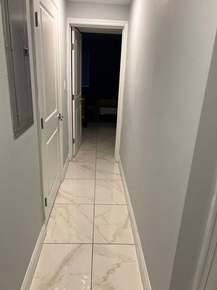 1703 S 22nd St - Photo 3 of 4