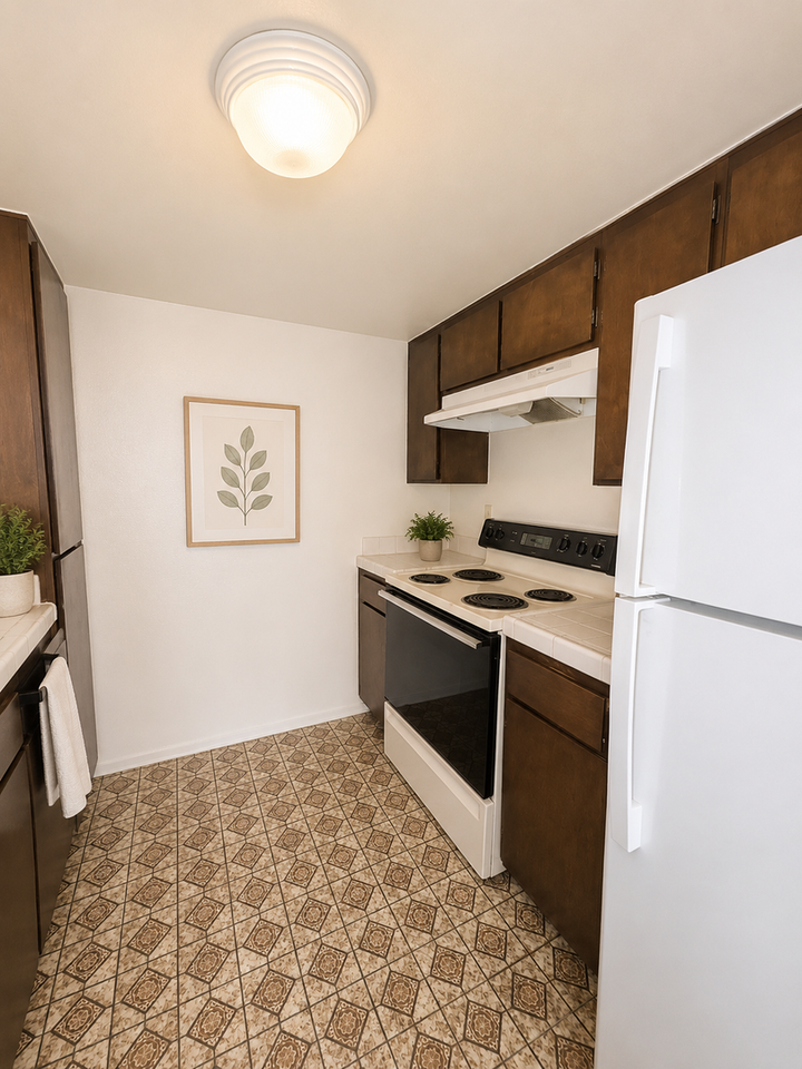 812 Green Way - Photo 2 of 14