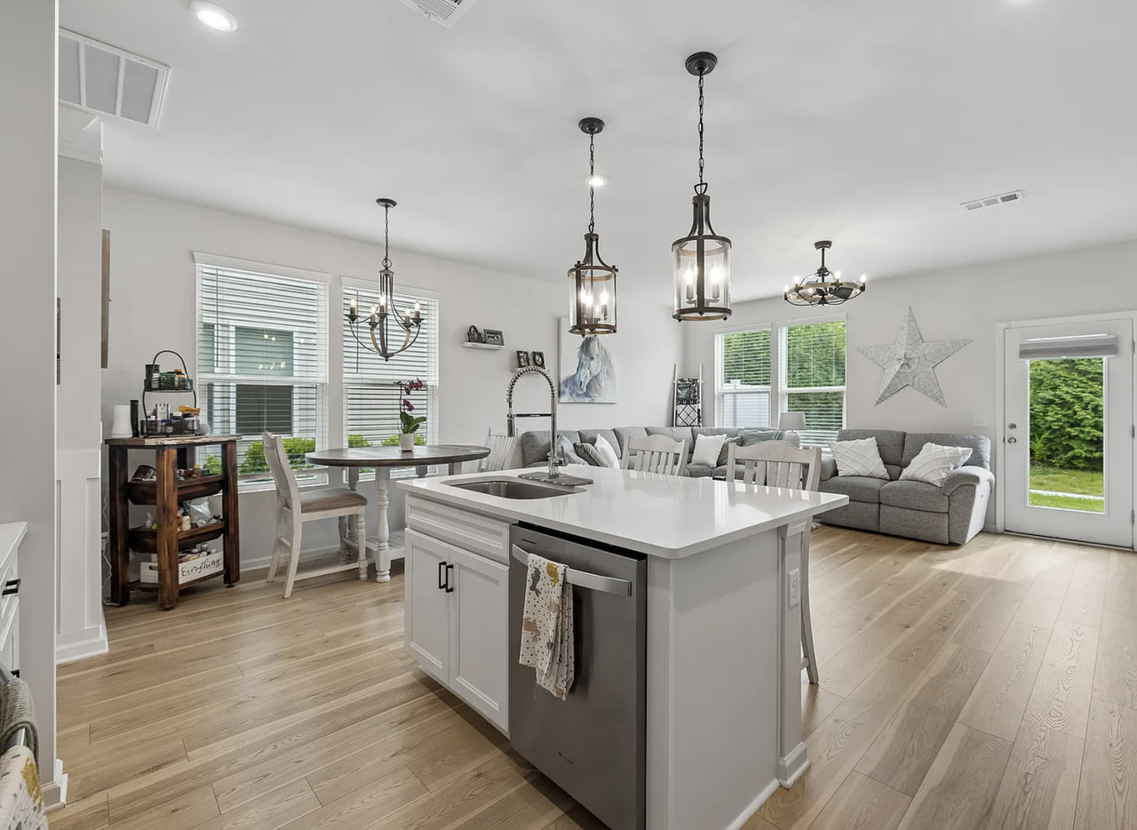 6775 Hickory Ridge Rd #1 - Photo 3 of 14
