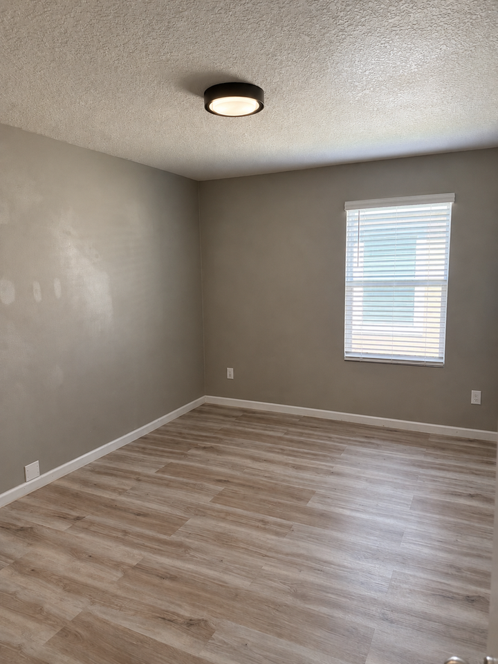 217 Brooklet Cir - Photo 3 of 23