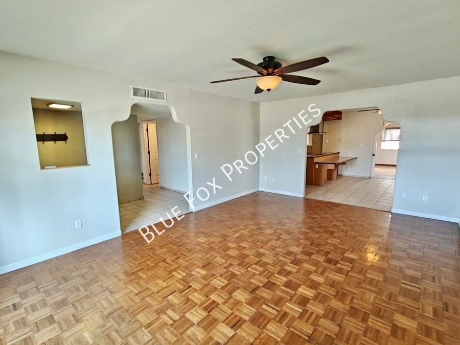 9742 E Cannon Pl - Photo 6 of 46