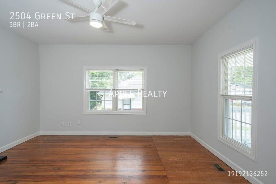 2504 Green St - Photo 2 of 23