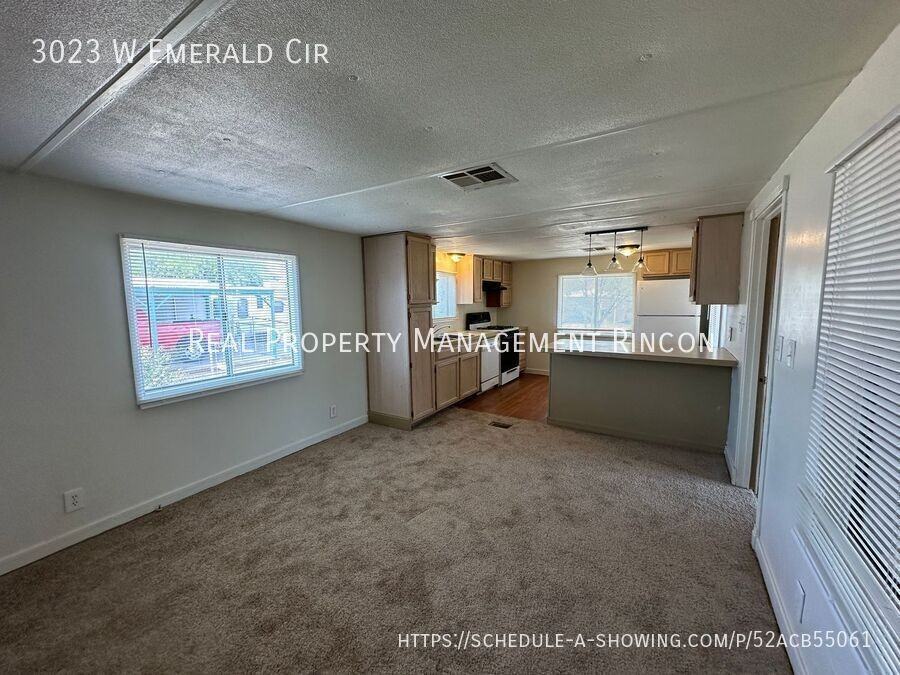 3023 W Emerald Cir - Photo 3 of 10