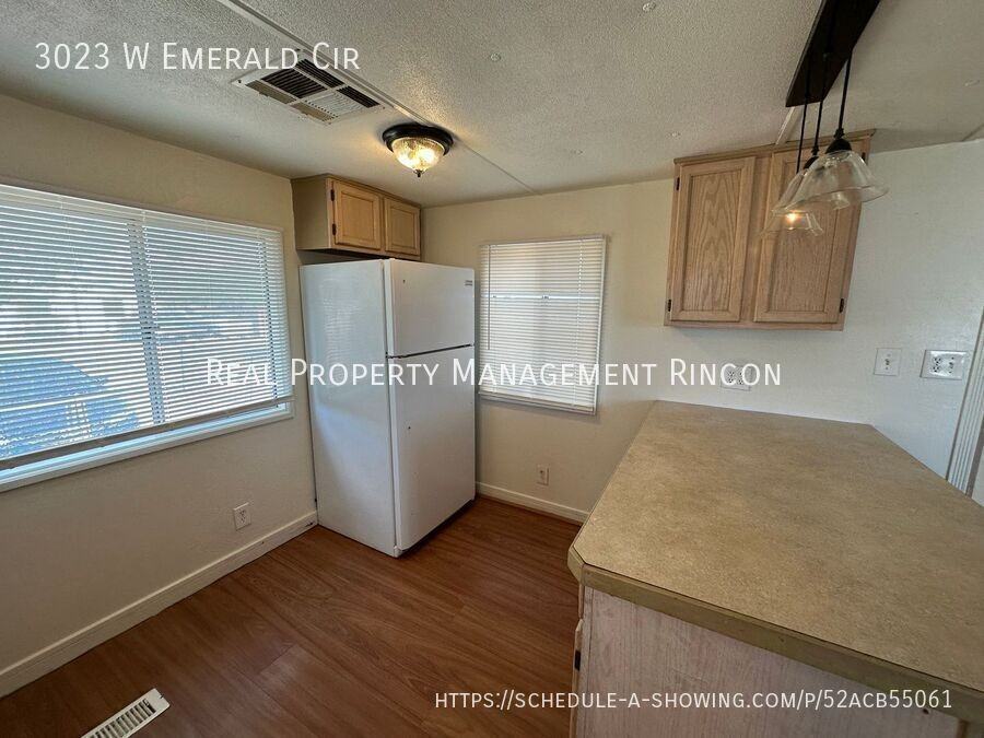 3023 W Emerald Cir - Photo 5 of 10