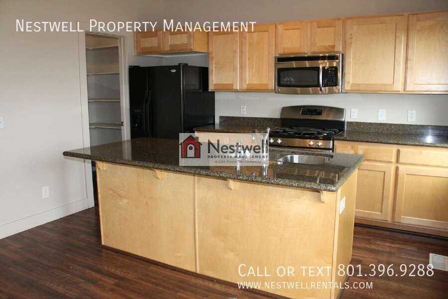 4631 W Daybreak Rim Way - Photo 7 of 32
