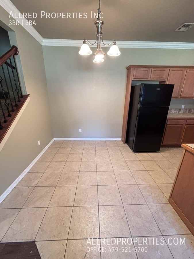 114 S Ray Ave - Photo 5 of 14