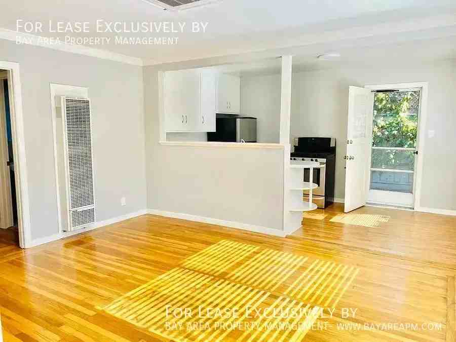124 Colorado Ave - Photo 4 of 10