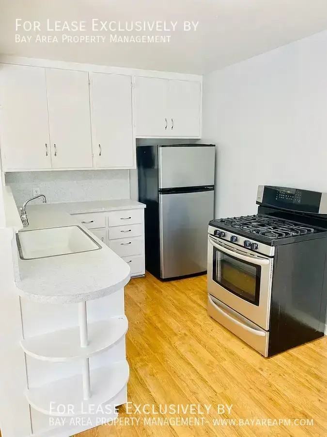 124 Colorado Ave - Photo 5 of 10