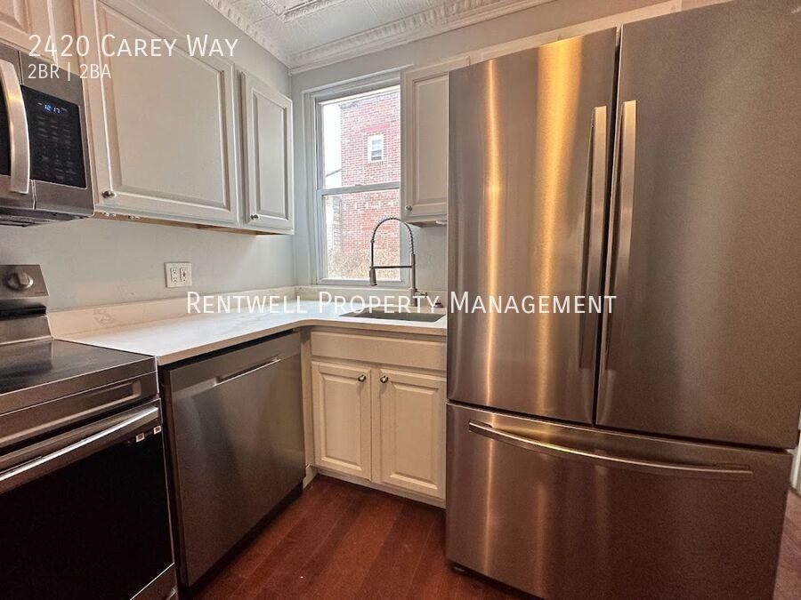 2420 Carey Way - Photo 2 of 28