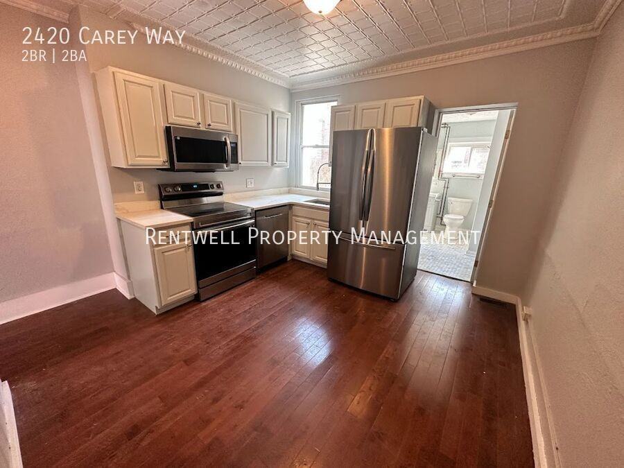 2420 Carey Way - Photo 3 of 28