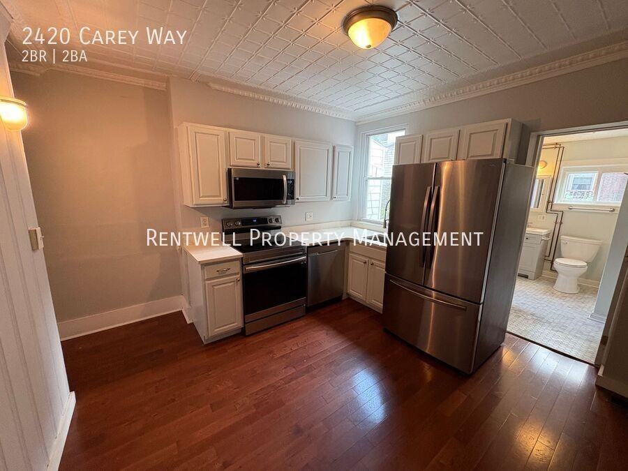 2420 Carey Way - Photo 4 of 28