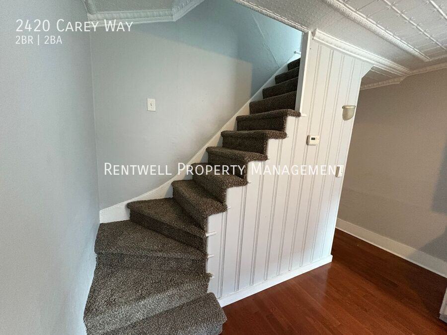 2420 Carey Way - Photo 6 of 28