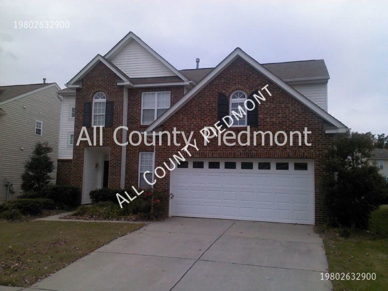 9819 Forest Run Ln - Photo 2 of 9