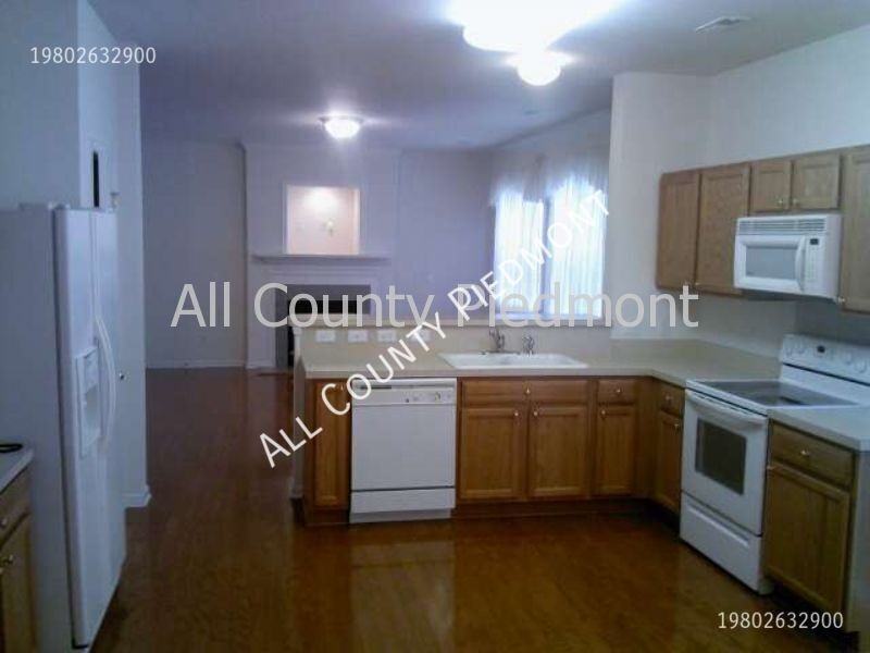 9819 Forest Run Ln - Photo 5 of 9