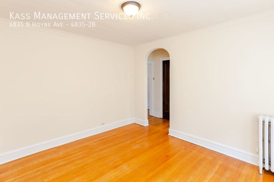 4835 N Hoyne Ave #4835-2B - Photo 2 of 9