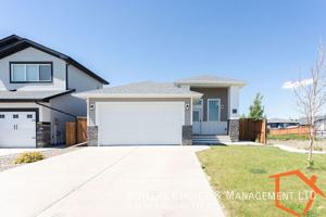 featured image of 67A Kensington Rd W