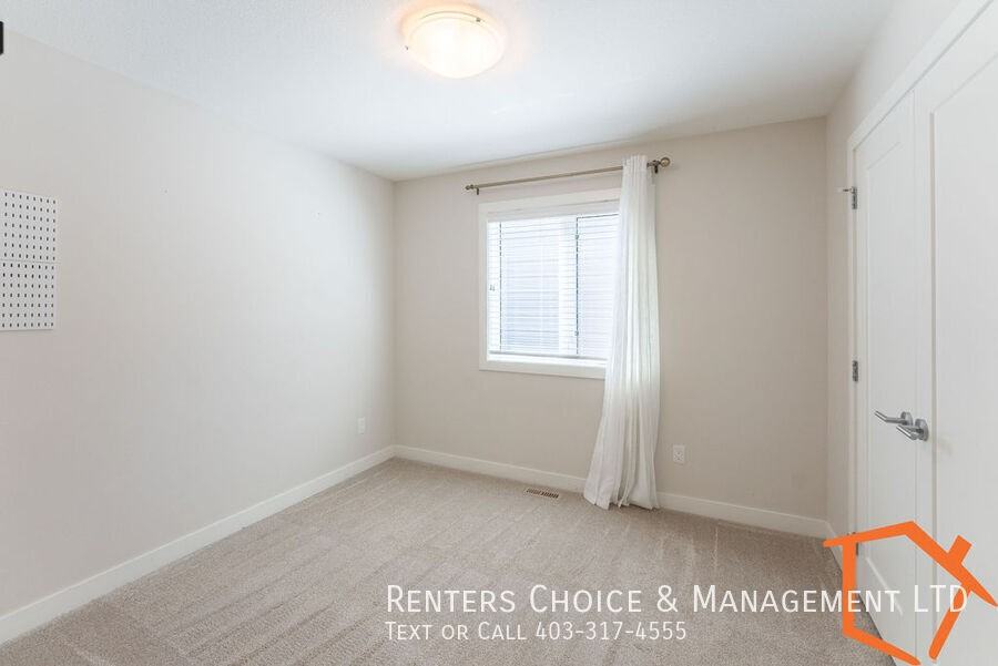 67A Kensington Rd W - Photo 3 of 11