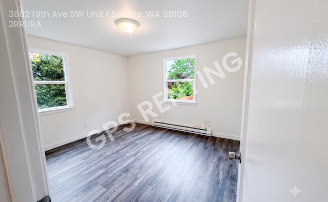 3802 19th Ave SW - 3802 19th Ave SW #1 - Photo 3 of 7