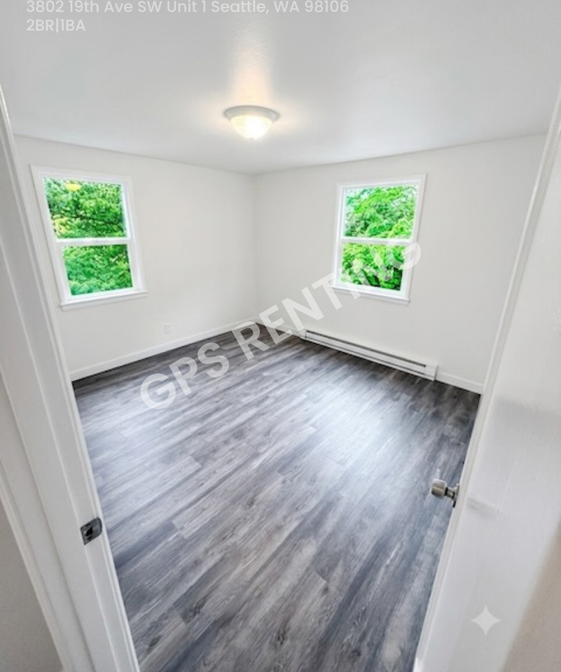 3802 19th Ave SW - 3802 19th Ave SW #1 - Photo 4 of 7