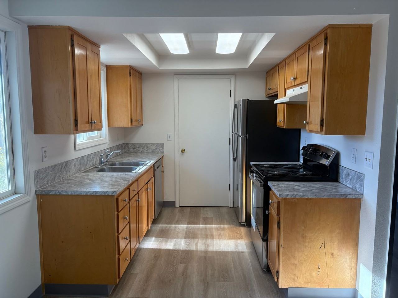 2191 N Danebo Ave - Photo 6 of 15
