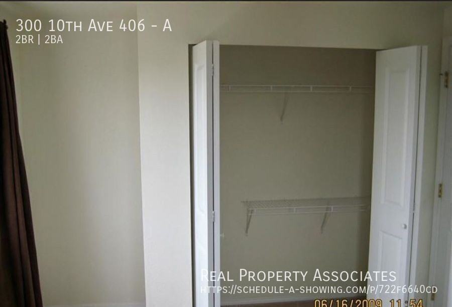 300 10th Ave #A - Photo 6 of 10