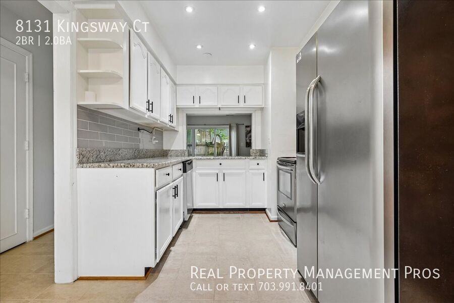 8131 Kingsway Ct - Photo 7 of 28