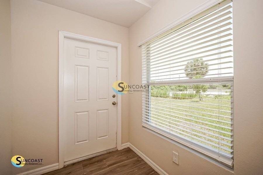 17166 Thompson Ave - Photo 6 of 20