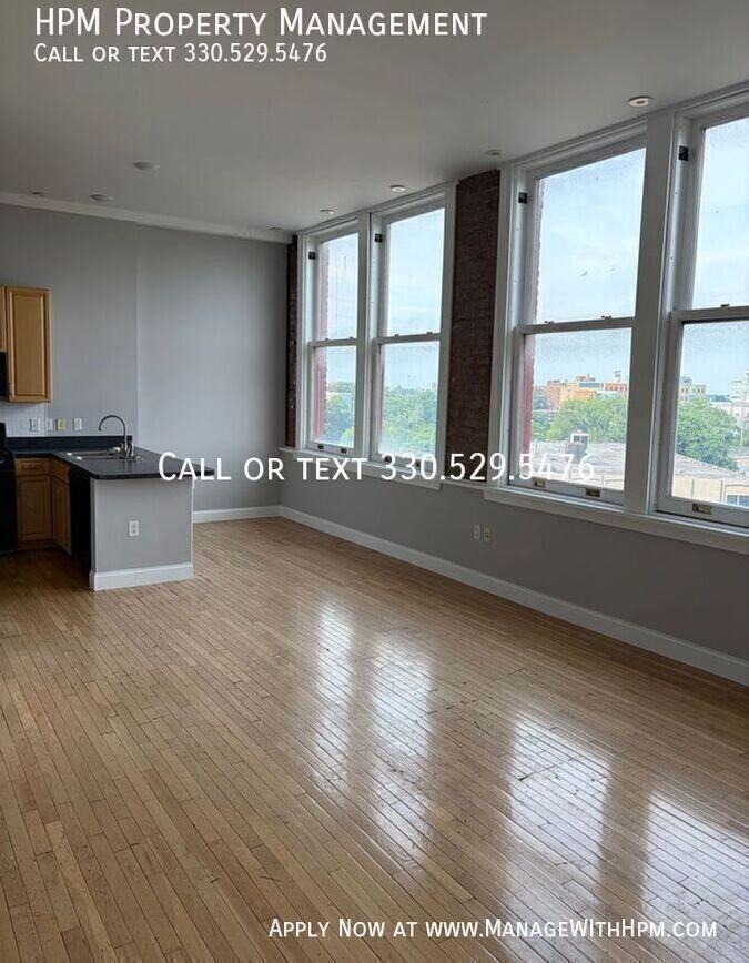 2341 Carnegie Ave #405 - Photo 7 of 13