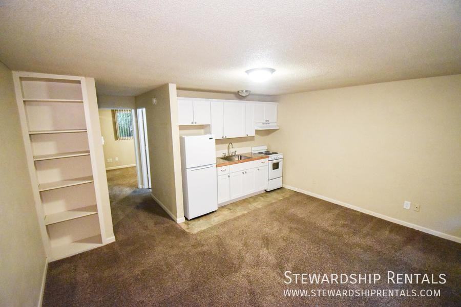 500 Monroe St #4 - Photo 3 of 11