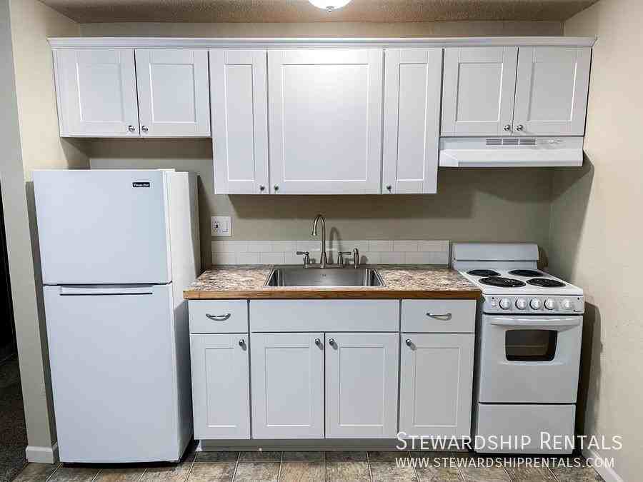 500 Monroe St #4 - Photo 5 of 11