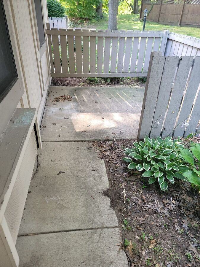 445 Cedargate Ct #445 - Photo 2 of 6