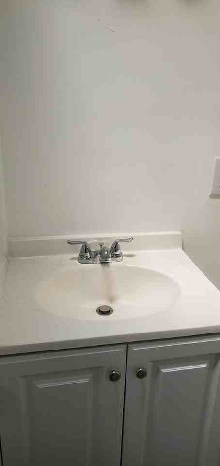 1641 N Robinson St - Photo 3 of 15