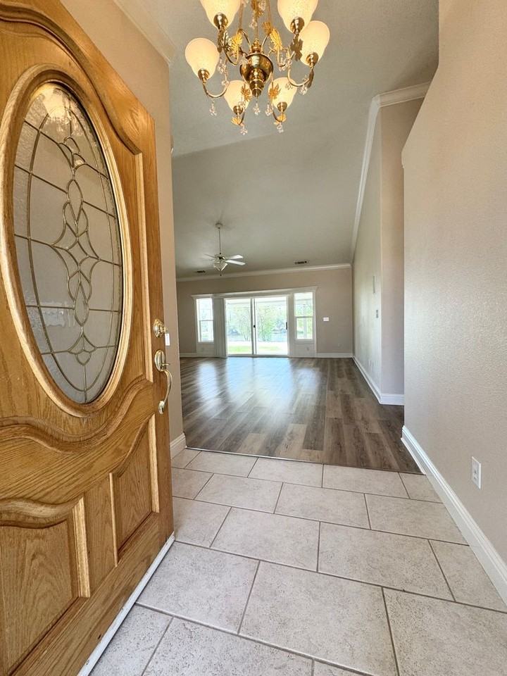 21789 Seven Lakes Ln - Photo 3 of 21