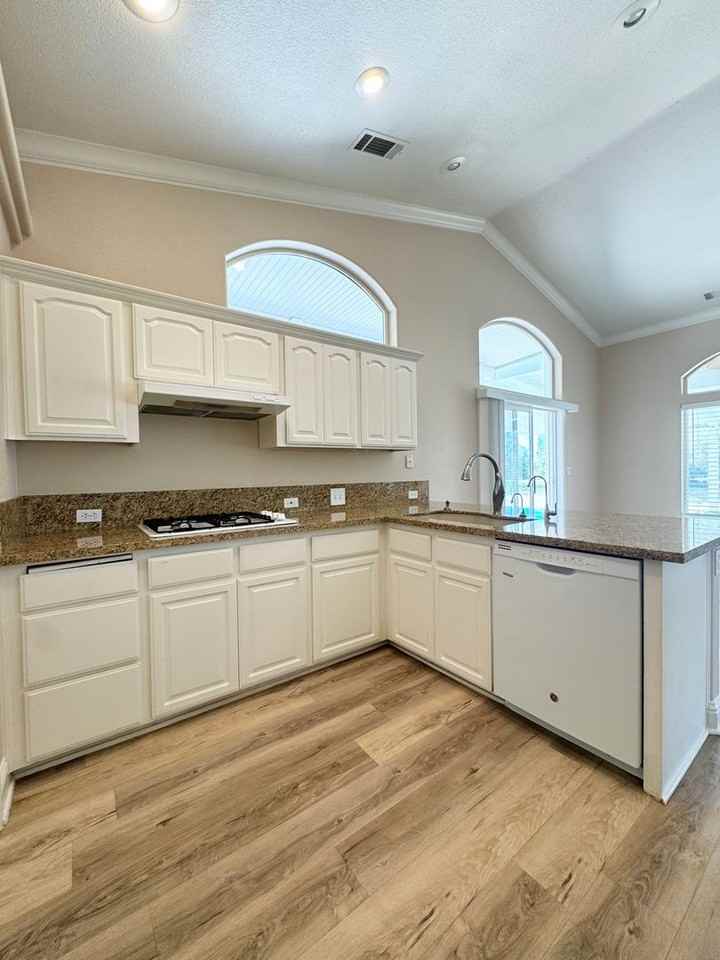 21789 Seven Lakes Ln - Photo 7 of 21