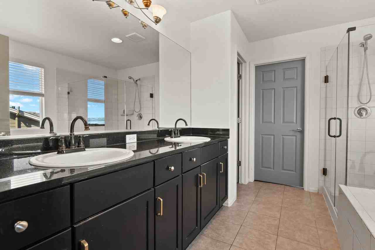 2750 Brush Ct - Photo 2 of 26