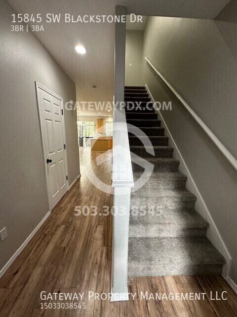 15845 Sw Blackstone Dr - Photo 2 of 28