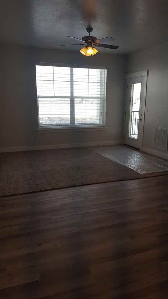 4030 W 1850 N #E101 - Photo 7 of 24