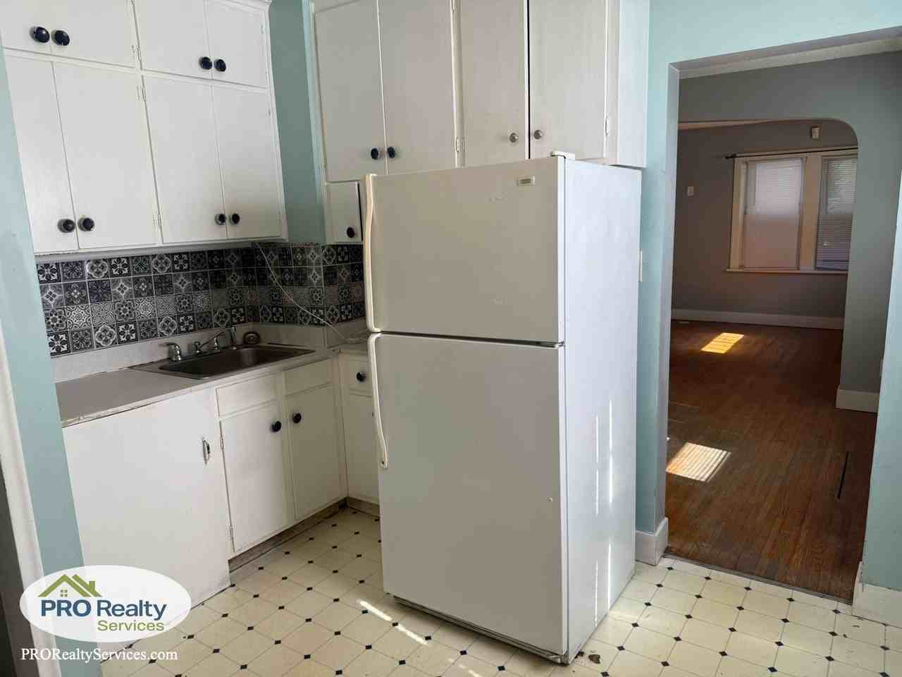 1306 Lafond Ave - Photo 6 of 22