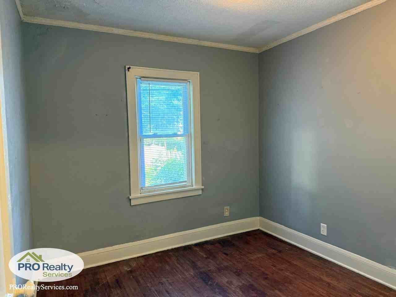 1306 Lafond Ave - Photo 7 of 22